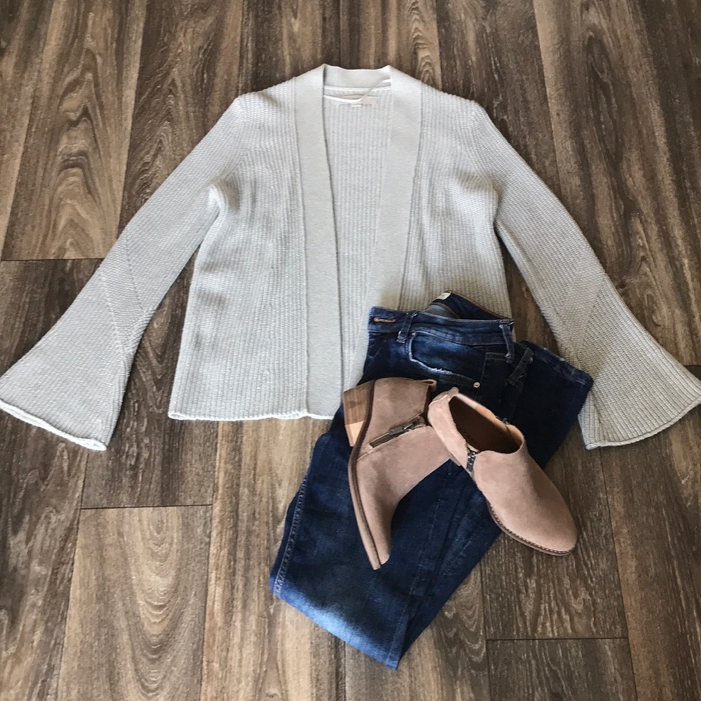 LOFT light grey thick knit cardigan